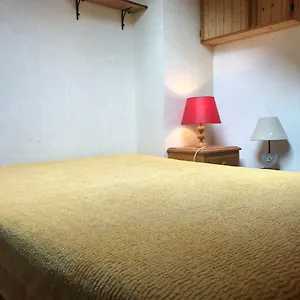 Pied Télécabine Avec Parking Couvert, T2 Bis 5 Personnes. , Cauterets France